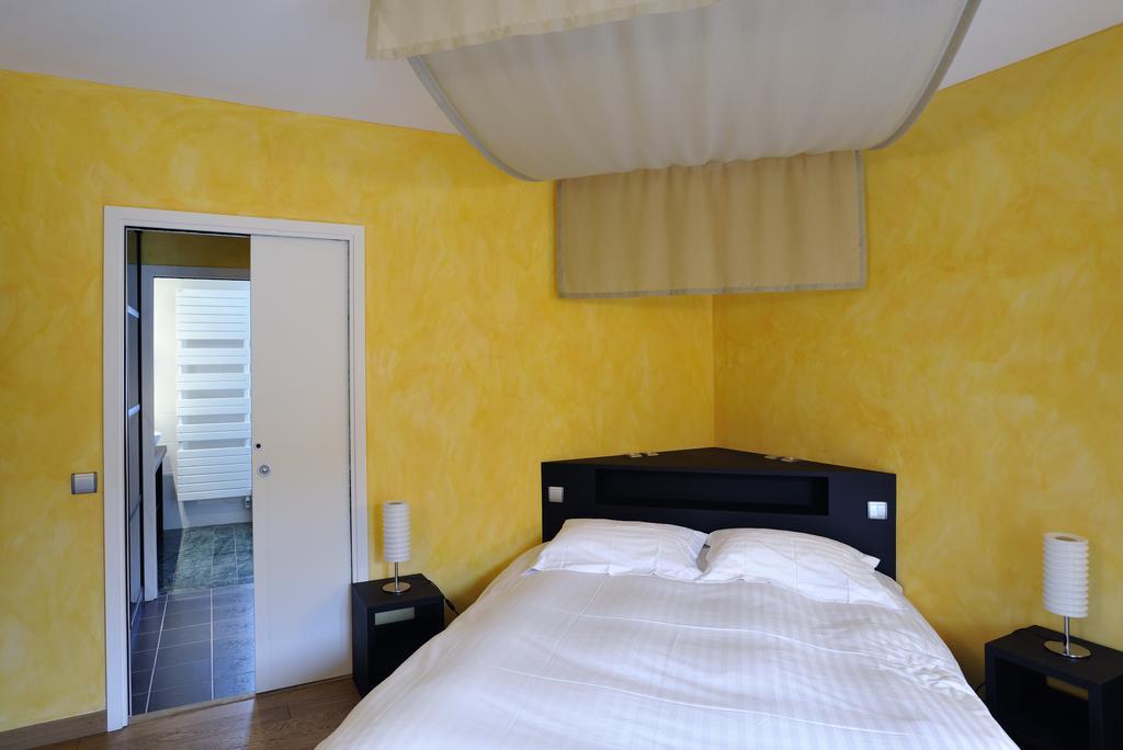 Le Haut Allier Alleyras Habitación foto